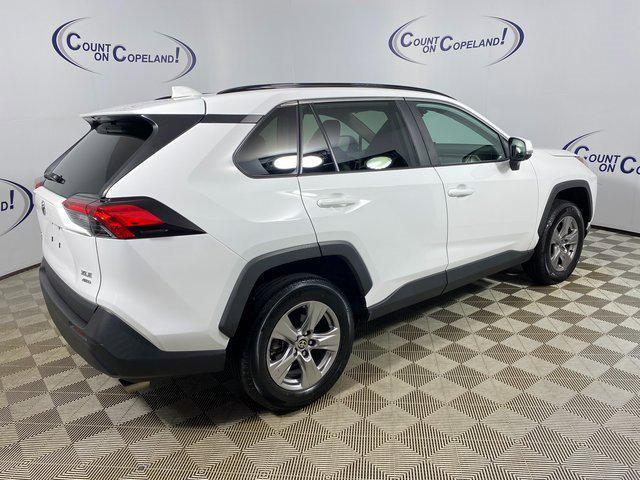 Photo of 2022 White Toyota RAV4