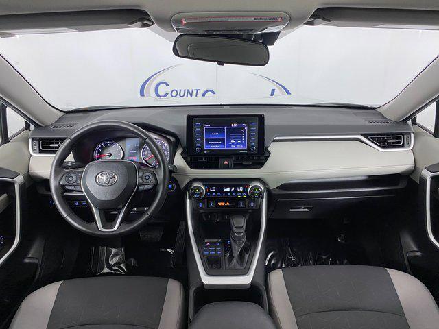 Photo of 2022 White Toyota RAV4