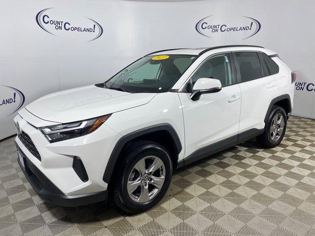 Photo of 2022 White Toyota RAV4