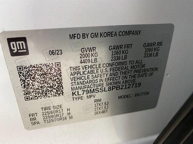Photo of 2023 Summit White Chevrolet Trailblazer