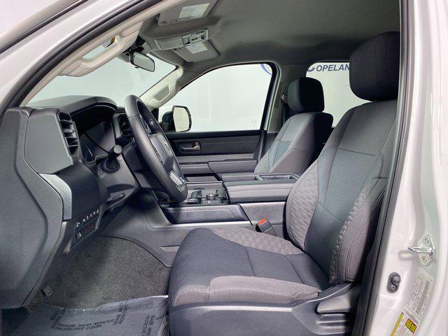 Photo of 2024 Ice Cap Toyota Tundra
