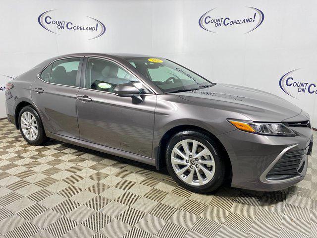 Photo of 2023 Predawn Gray Mica Toyota Camry