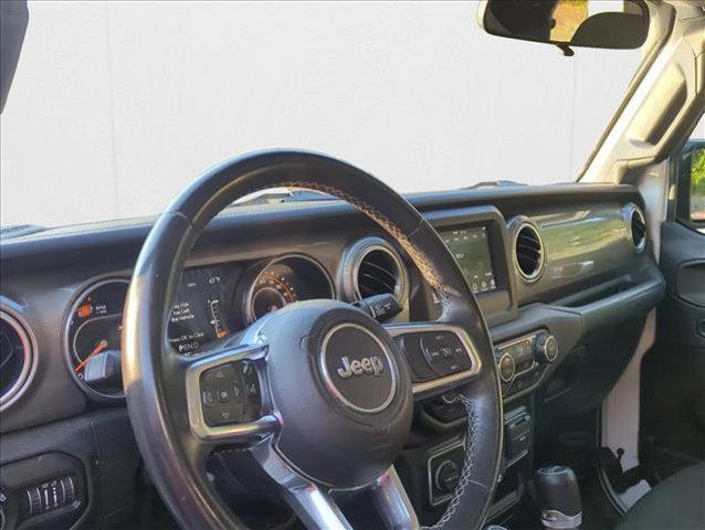 Photo of 2019 Bright White Clearcoat Jeep Wrangler Unlimited