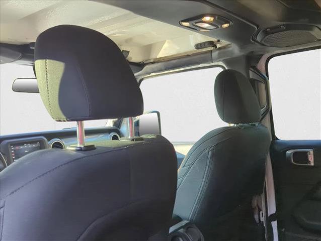 Photo of 2019 Bright White Clearcoat Jeep Wrangler Unlimited