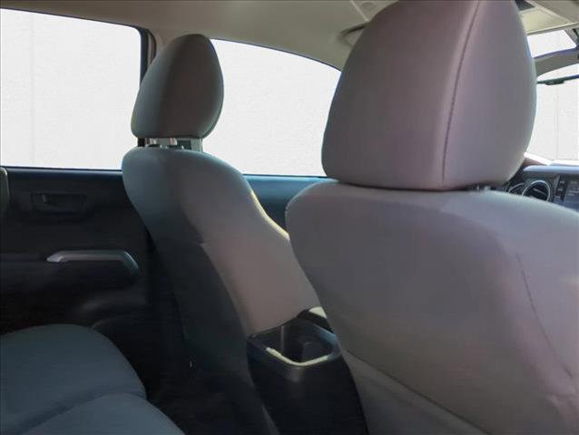 Photo of 2022 White Toyota Tacoma