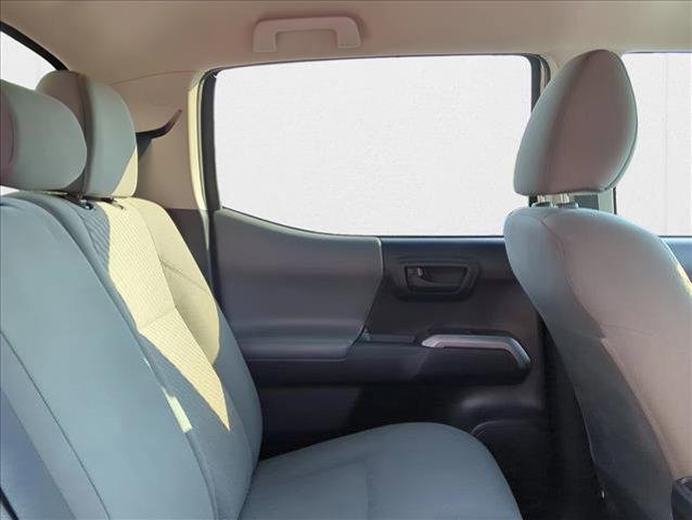 Photo of 2022 White Toyota Tacoma