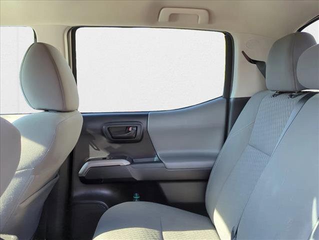 Photo of 2022 White Toyota Tacoma