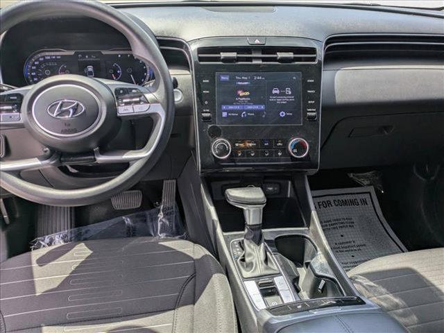 Photo of 2022 Ice White Hyundai SANTA CRUZ