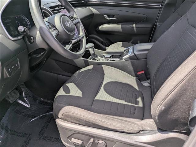 Photo of 2022 Ice White Hyundai SANTA CRUZ
