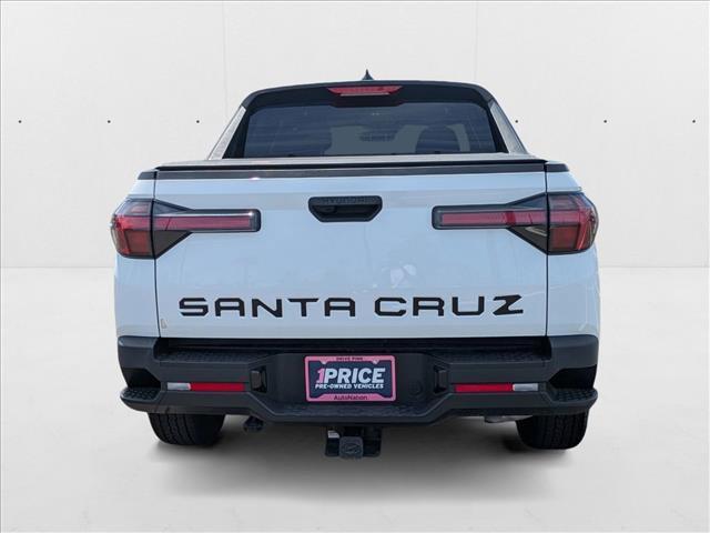 Photo of 2022 Ice White Hyundai SANTA CRUZ
