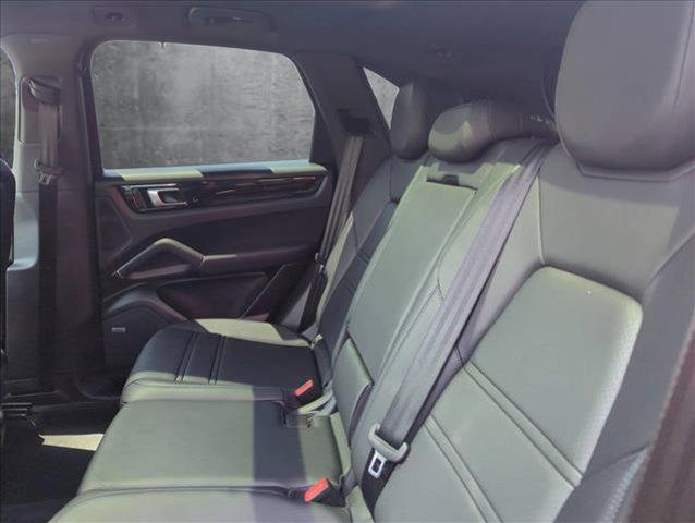 Photo of 2021 Black Porsche Cayenne