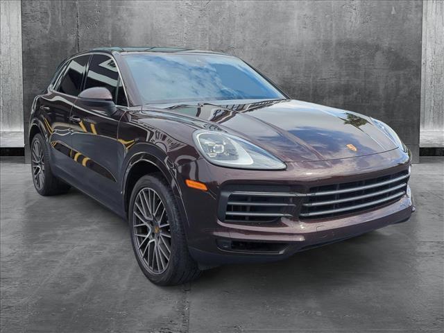 Photo of 2021 Black Porsche Cayenne