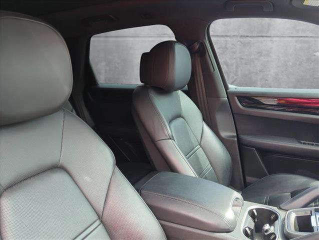 Photo of 2021 Black Porsche Cayenne