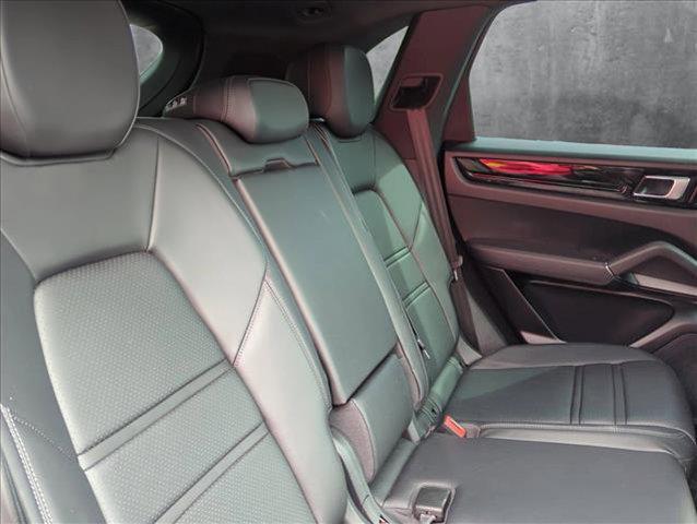 Photo of 2021 Black Porsche Cayenne