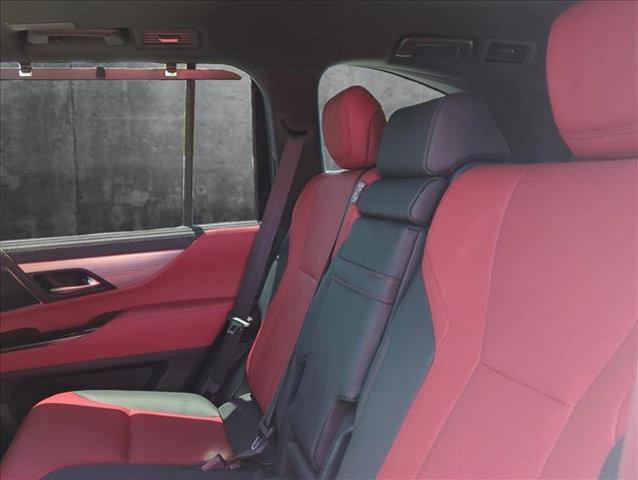 Photo of 2025 Ultra White Lexus LX 600