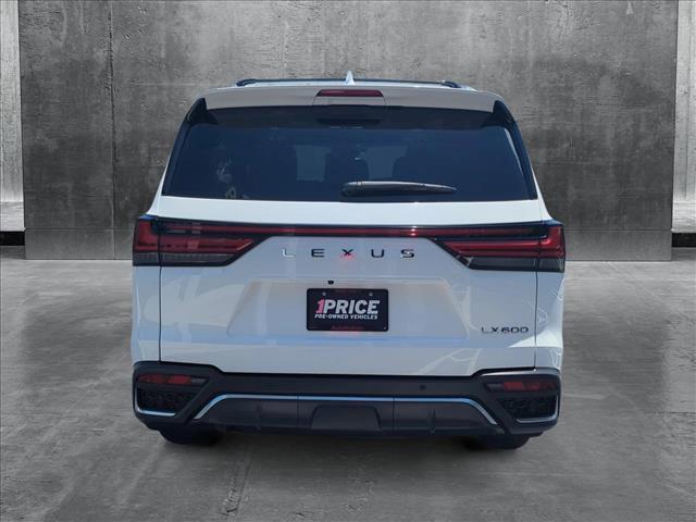 Photo of 2025 Ultra White Lexus LX 600