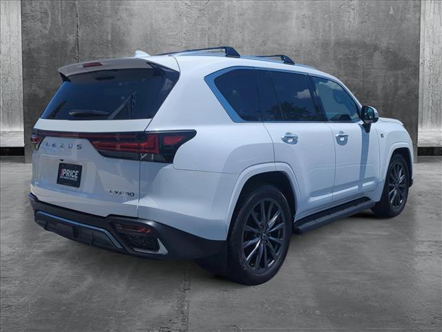 Photo of 2025 Ultra White Lexus LX 600