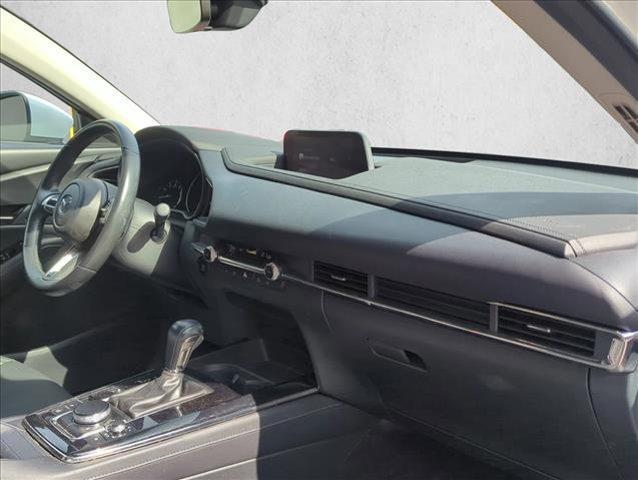 Photo of 2022 Snowflake White Pearl Mica Mazda CX-30