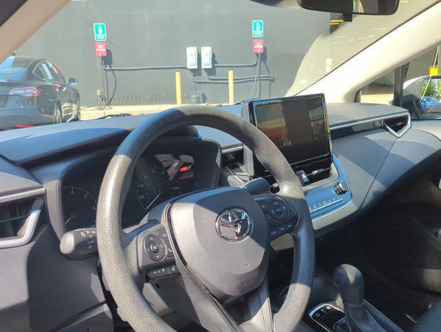 Photo of 2025 Ice Cap Toyota Corolla Hybrid