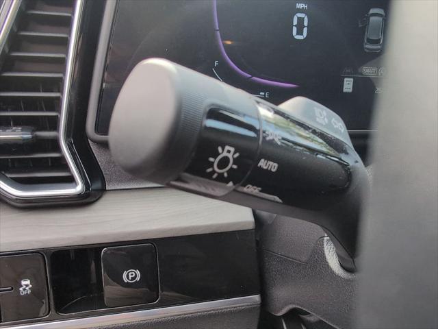 Photo of 2025 Wolf Gray Kia Sportage