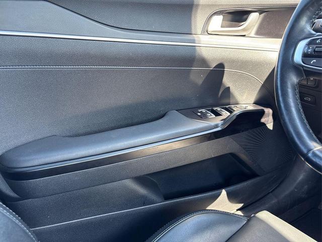 Photo of 2024 Wolf Gray Kia K5