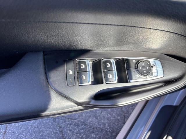 Photo of 2024 Wolf Gray Kia K5