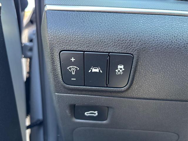 Photo of 2024 Wolf Gray Kia K5