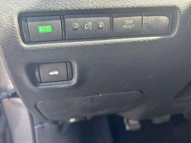Photo of 2022 Gun Metallic Nissan Sentra