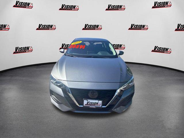 Photo of 2022 Gun Metallic Nissan Sentra