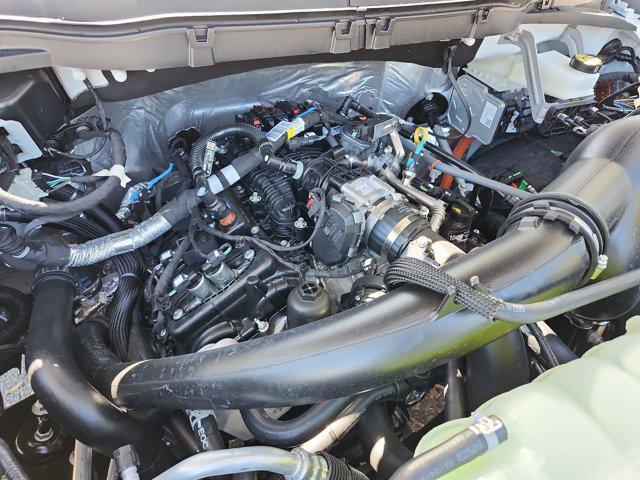 Photo of 2025 Oxford White Ford F-150