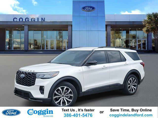Photo of 2025 Star White Metallic Tri-Coat Ford Explorer