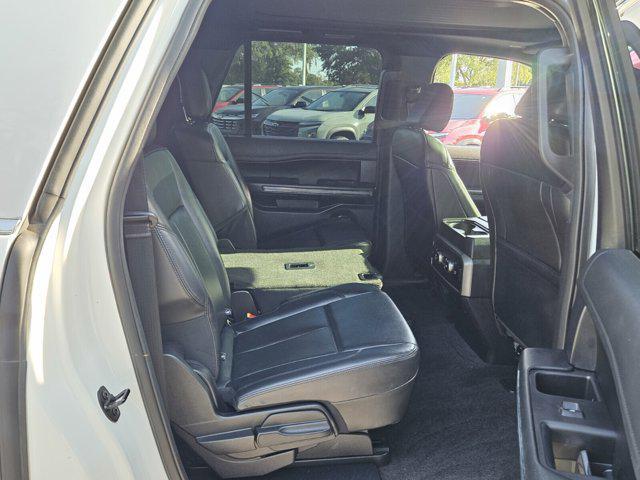 Photo of 2021 White Ford Expedition Max