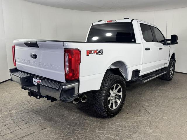 Photo of 2023 Oxford White Ford F-250