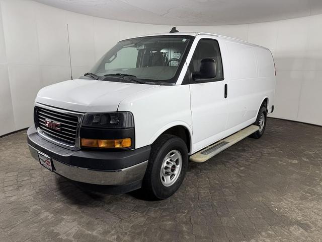 Photo of 2022 Summit White GMC Savana 2500