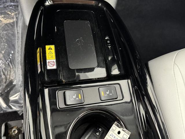 Photo of 2019 Electric Storm Blue Toyota Prius
