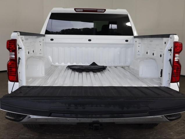 Photo of 2024 Summit White Chevrolet Silverado 1500