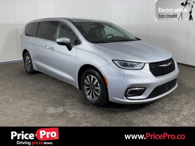 2023 Chrysler Pacifica Hybrid