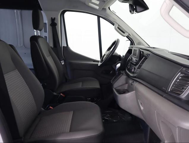 Photo of 2022 Oxford White Ford Transit-250