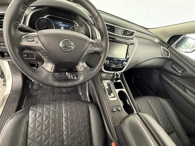 Photo of 2022 Pearl White Tricoat Nissan Murano