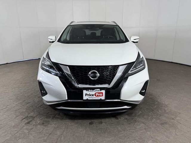 Photo of 2022 Pearl White Tricoat Nissan Murano
