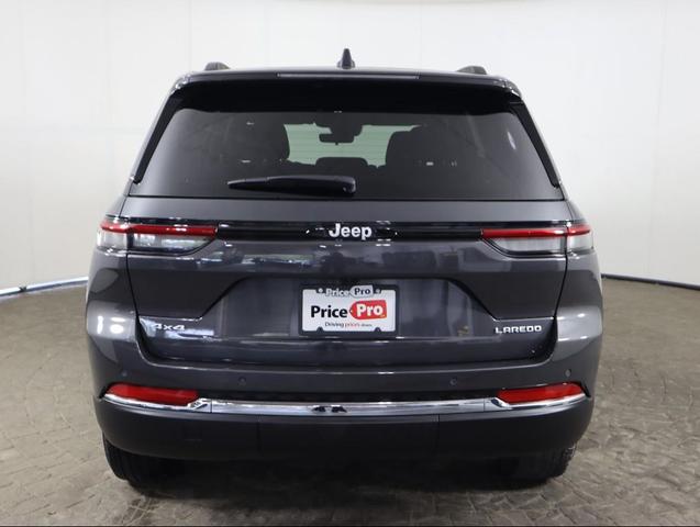 Photo of 2025 Baltic Gray Metallic Clearcoat Jeep Grand Cherokee
