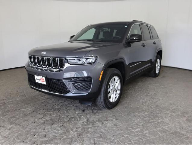 Photo of 2025 Baltic Gray Metallic Clearcoat Jeep Grand Cherokee