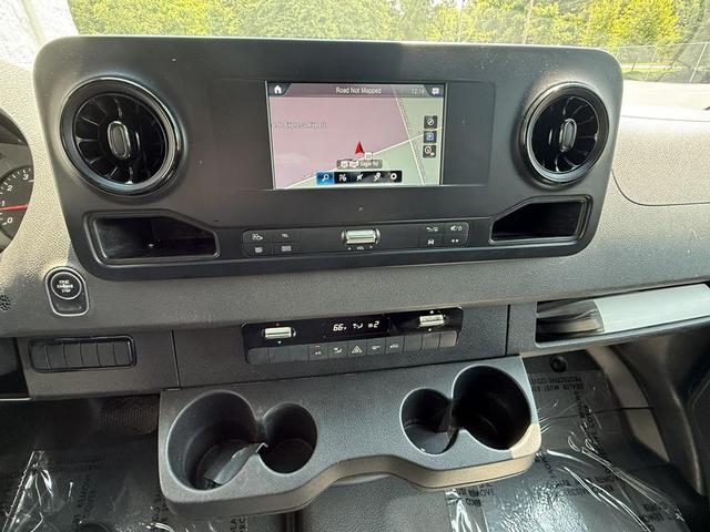 Photo of 2019 Arctic White Mercedes-Benz Sprinter 1500