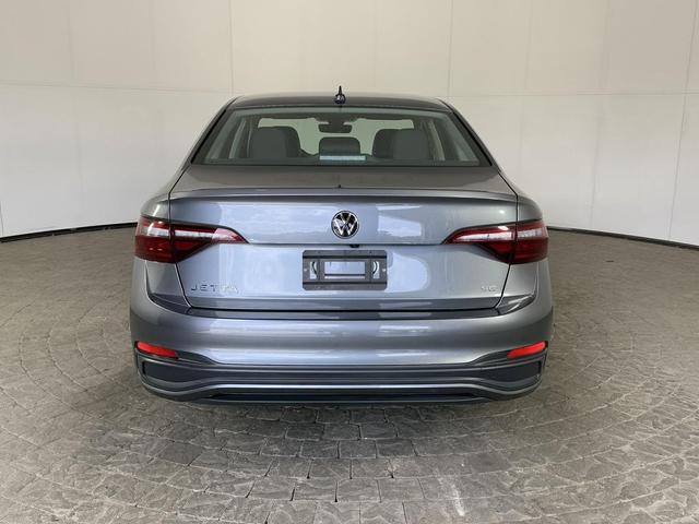 Photo of 2024 Platinum Gray Metallic Volkswagen Jetta