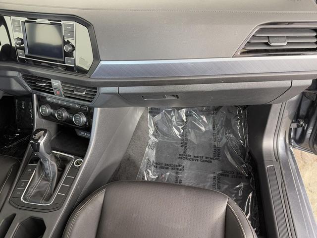 Photo of 2024 Platinum Gray Metallic Volkswagen Jetta