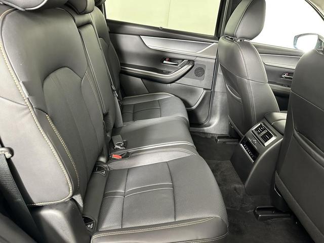 Photo of 2025 Polymetal Gray Metallic Mazda CX-70 PHEV