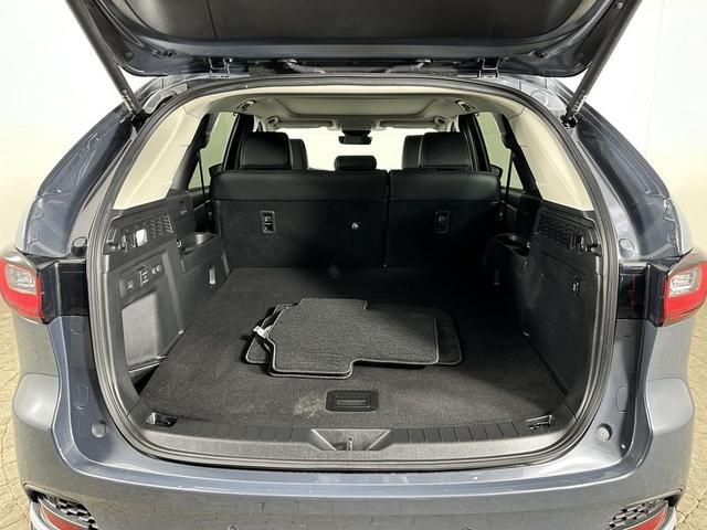 Photo of 2025 Polymetal Gray Metallic Mazda CX-70 PHEV