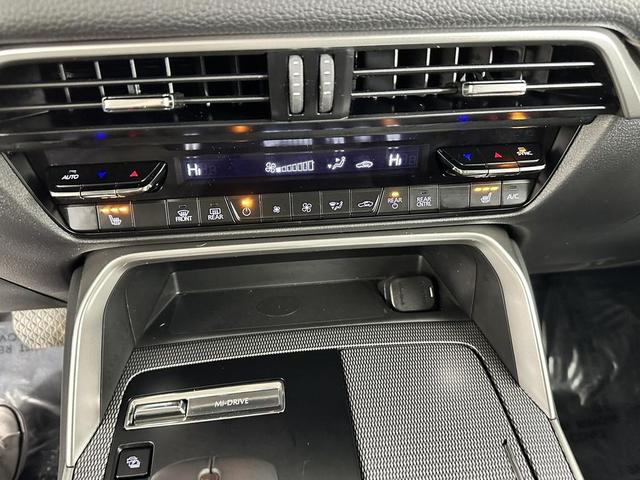 Photo of 2025 Polymetal Gray Metallic Mazda CX-70 PHEV