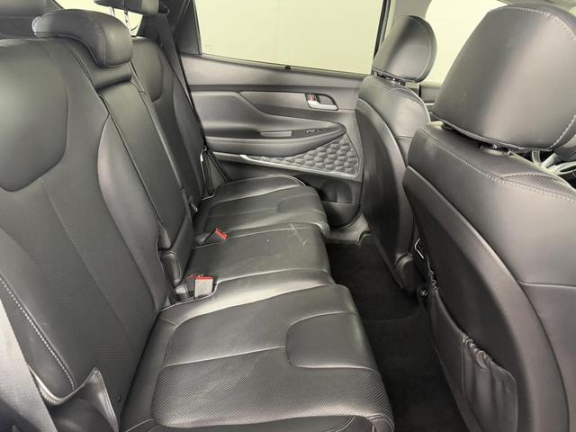 Photo of 2023 Shimmering Silver Hyundai SANTA FE