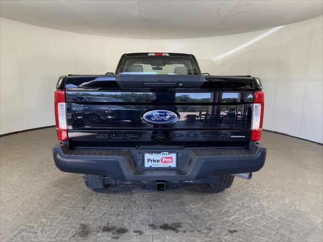Photo of 2019 Agate Black Metallic Ford F-350
